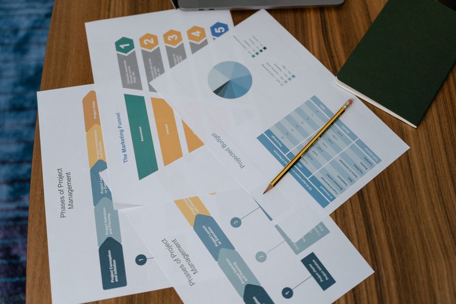 pexels-photo-7605981 Notion vs Monday : quel outil de gestion de projet choisir en 2026 ?