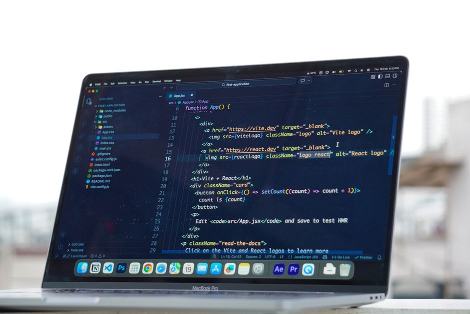 pexels-photo-37085302 Framework JavaScript 2026 : le comparatif React, Vue et Svelte